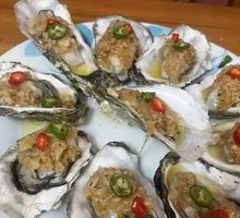 Garlic Steamed Oysters