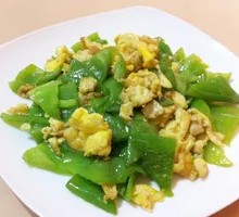 Egg with Green Pepper