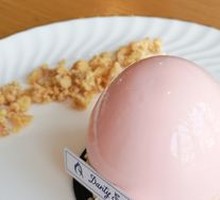 Queen Mousse