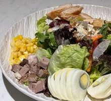 Rhino Chef Salad