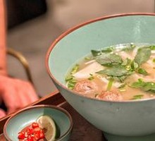 Vietnamese Raw and Cooked Beef Noodle Soup