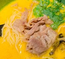 HeFu No.3 Sour Soup Noodles with Snow Beef