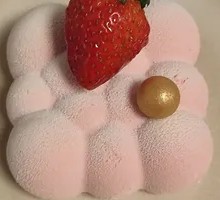 Strawberry Cake