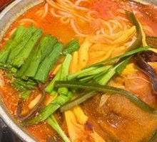 Hot Pot Tender Meat Noodles