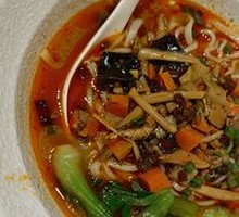 Qishan Sautéed Pork Noodles