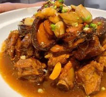 Abalone and Yam Braised Pork Ribs