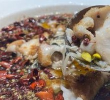 Fizzling Salted Fish in Boiling Water