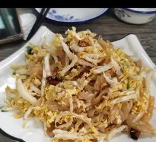Cabbage with Jellyfish