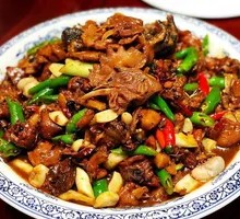 Linyi Stir-Fried Chicken