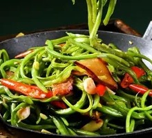 Stir-Fried String Beans