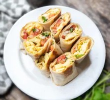 Bamboo Shoot Egg Roll
