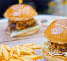 Hawaiian Pineapple Burger