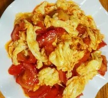 Tomato and Egg Stir-Fry