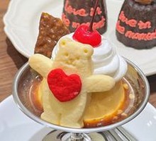 Canelé Birthday Cake