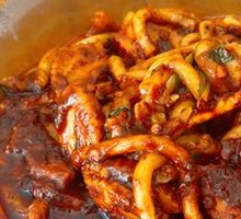 酱香鱼排炒米粉