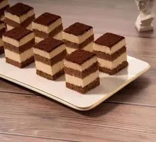 Tiramisu Mousse Cake