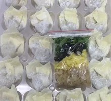 Fresh Shepherd's Purse and Pork Dumplings