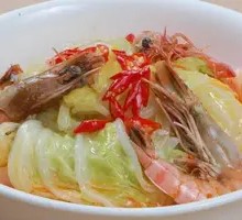 Stir-Fried Fresh Shrimp with Chinese Cabbage
