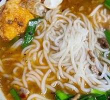 Beef Noodle Soup with Meat Sauce