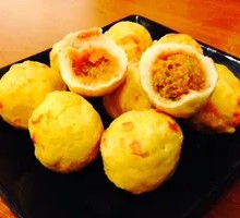 Juicy Spicy Fish with Fruit