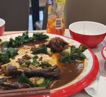 Linyi Chicken Stir-Fry (Black Chicken Feet)