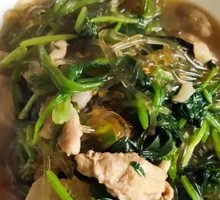Pork Belly Stewed with Spinach and Vermicelli