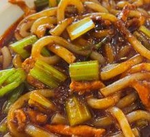 Spicy Chicken Fried Rice Noodles
