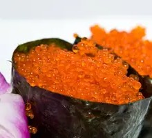 Flying Fish Roe Sushi Roll