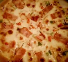 Spicy Bacon Pizza
