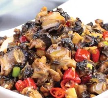 Stir-Fried Freshwater Snail Meat