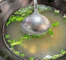 High-Calcium Beef Bone Soup Pot