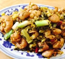 Sour Cabbage Stir-Fried Intestines