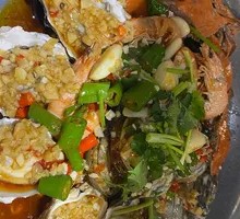 Sweet and Spicy Seafood Pot