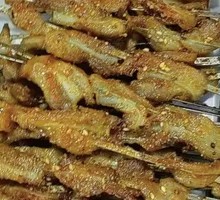 Moon-shaped Bone Skewers