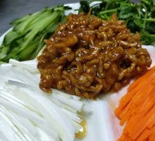 Beijing-style Shredded Pork in Soy Sauce