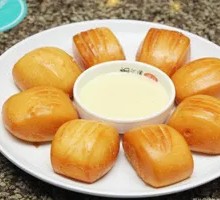 Condensed Milk Buns