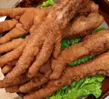 Braised Chicken Feet with Tiger Skin