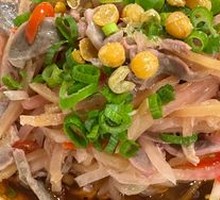Sichuan-style Pepper Chicken Offal Noodles
