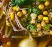 Lady's Spicy and Sour Noodles