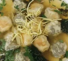 蛋黄鲜肉馄饨
