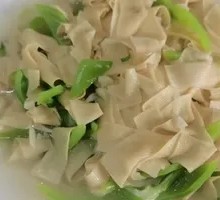 Leek Tofu Skin Stir-fry