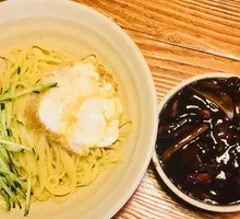 Noodles with Fried Meat Sauce