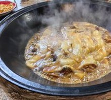 Hand-pulled noodles