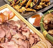 Smoked and Braised Platter