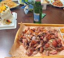 Charcoal-Grilled Lamb Leg