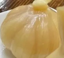 Sweet Pickled Garlic