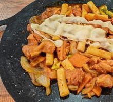 Cheese Korean Iron Plate Chicken