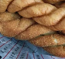 Toast Pretzel