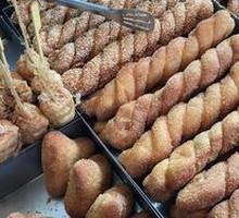 Honey Plain Dough Twist