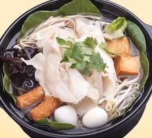 Braised Wonton in Clay Pot